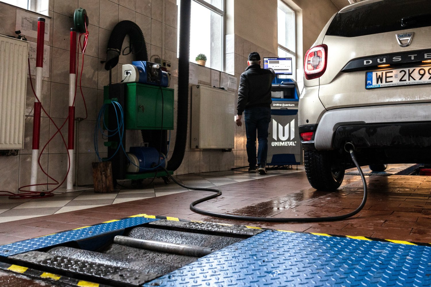 Podatek od pojazdów spalinowych – spór z Komisją Europejską