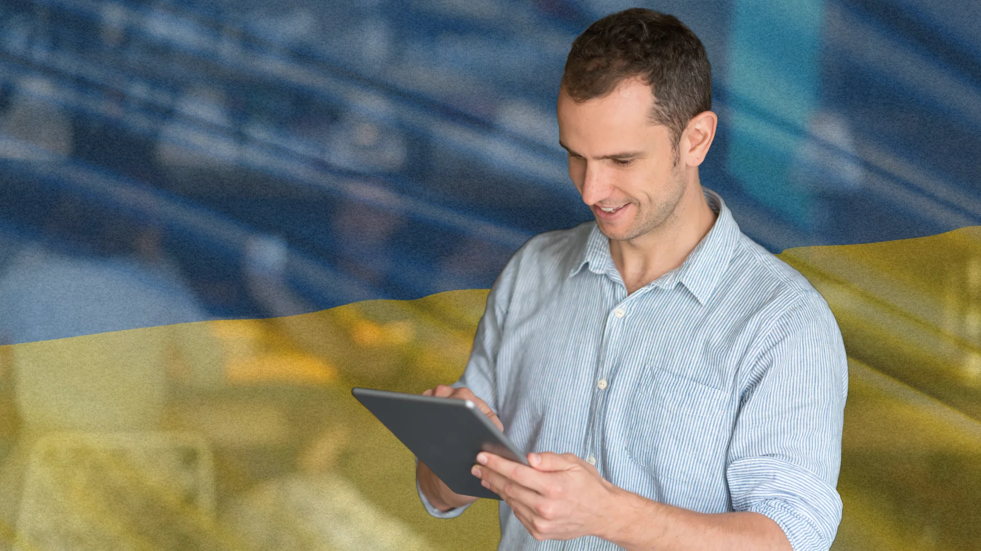 Rekord firm zakładanych przez obcokrajowców w Polsce. Ukraińcy otworzyli już 25,5 tys. biznesów Mężczyzna rozlicza klienta. Tysiące nowych firm w rękach cudzoziemców