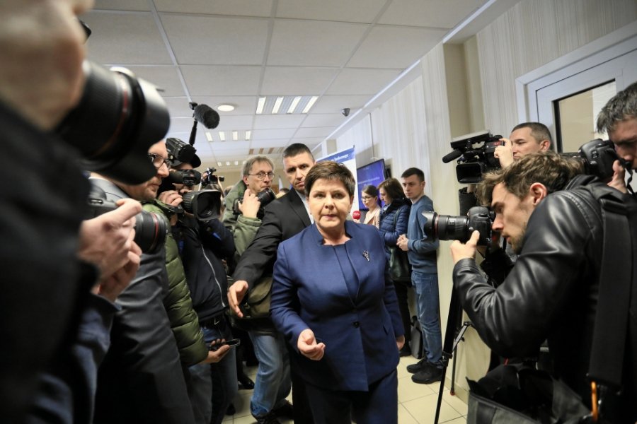 Premier Beata Szydło postawiła sprawę jasno: trzynaste emerytury będą świadczeniem stałym, jeśli tylko PiS wygra wybory.