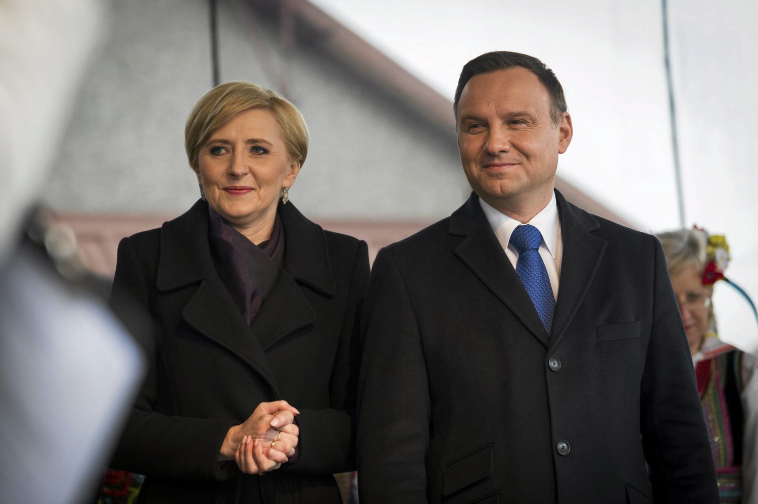 W wielu krajach świata małżonki głów państw nie otrzymują pieniędzy.