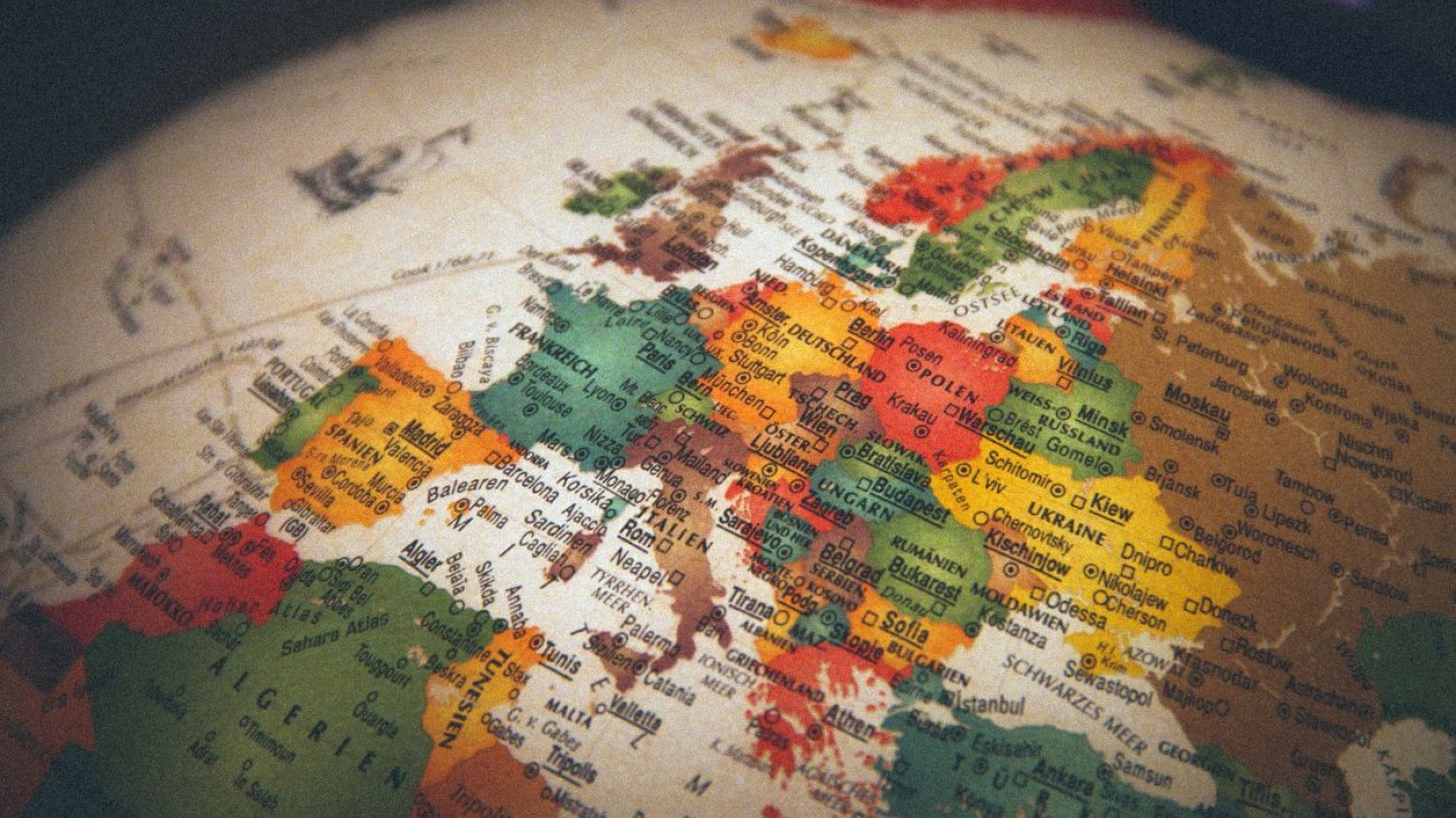 Czy Niemcy dybią na polskie złoto i naszą suwerenność?