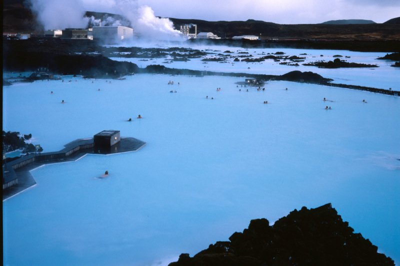 W Wielkiej Brytanii powstaną pierwsze na świecie elektrownie wykorzystujące energię z mórz i oceanów. Będą przypominać lagunę.