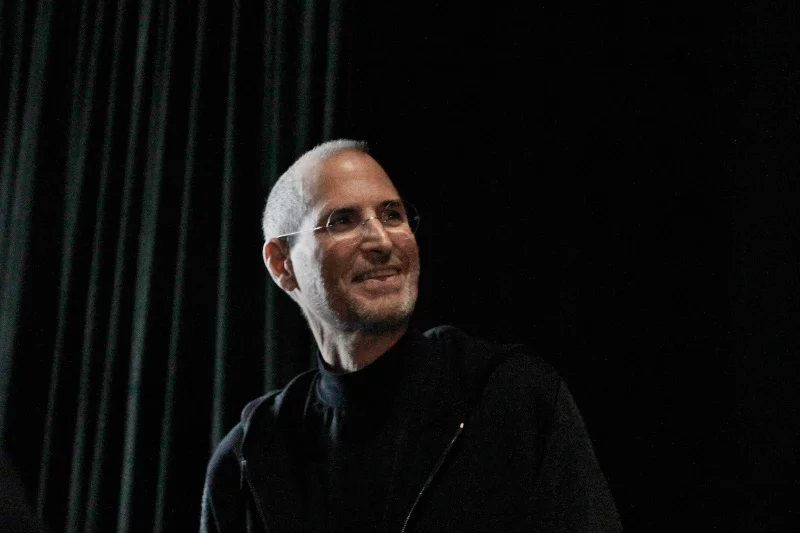 Steve Jobs gdy miał problem, to prosił innych o pomoc w jego rozwiązaniu. I wiele osiągnął, a jego rady inspirują do dziś.