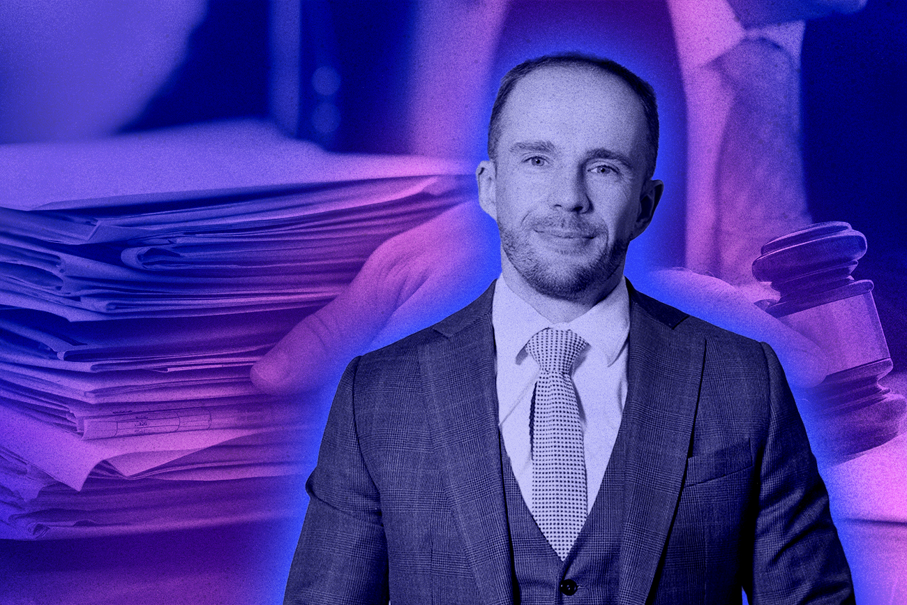 Mecenas Bartosz Czupajło.