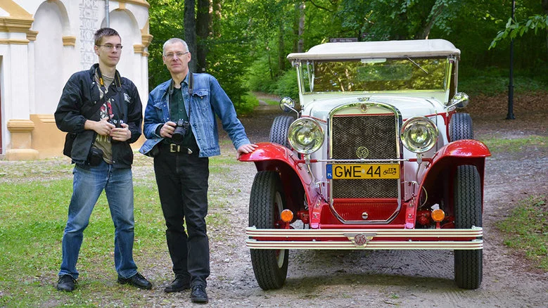 Po prawej widzimy Ludwika Rożniakowskiego
