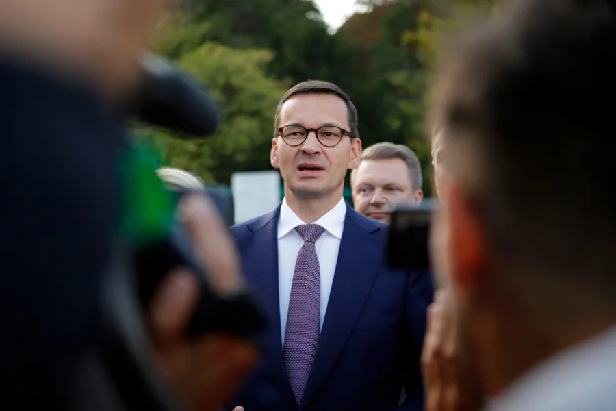 Gabinet Mateusza Morawieckiego postanowił poszukać pieniędzy na lokalne drogi na kontach Lasów Państwowych, podobnie jak kilka lat wcześniej rząd Donalda Tuska.