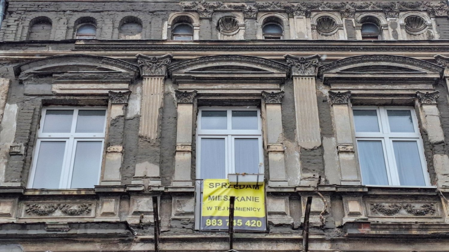 Obecnie w całej Polsce PKP posiada blisko 700 wolnych i gotowych do sprzedania lokali.