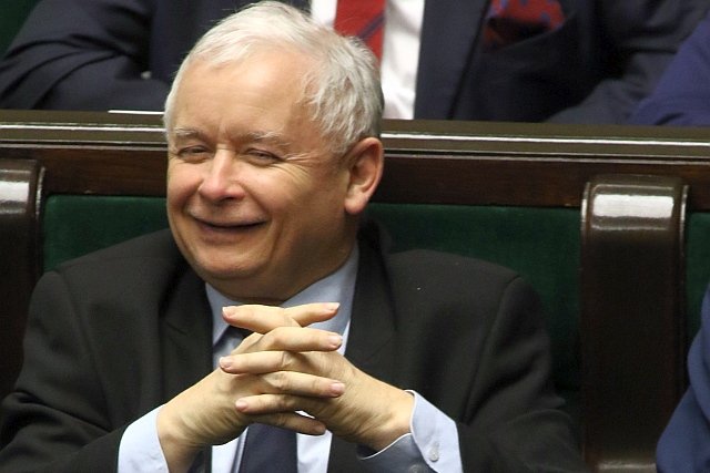 Dzięki jednej decyzji Jarosław Kaczyński zyskał kilkaset złotych emerytury. Inni jednak wpadają w "pułapkę czerwca" - w tym miesiącu lepiej nie przechodzić na emeryturę