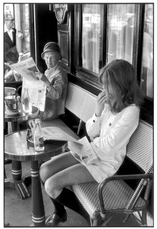 Henri Cartier-Bresson, Paris, Lipp. www.artlibra.pl