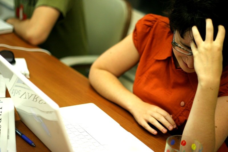 Wczytywanie filmów online stresuje. Poziom zdenerwowania może zbliżyć się do tego, jaki odczuwamy podczas sprawdzianu z matematyki.