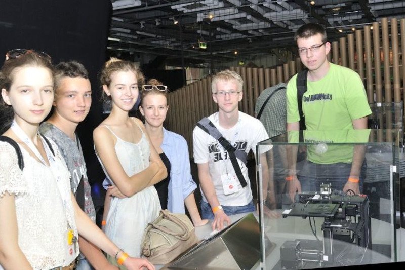 Młodzież podczas obozu naukowego ADAMED SmartUp