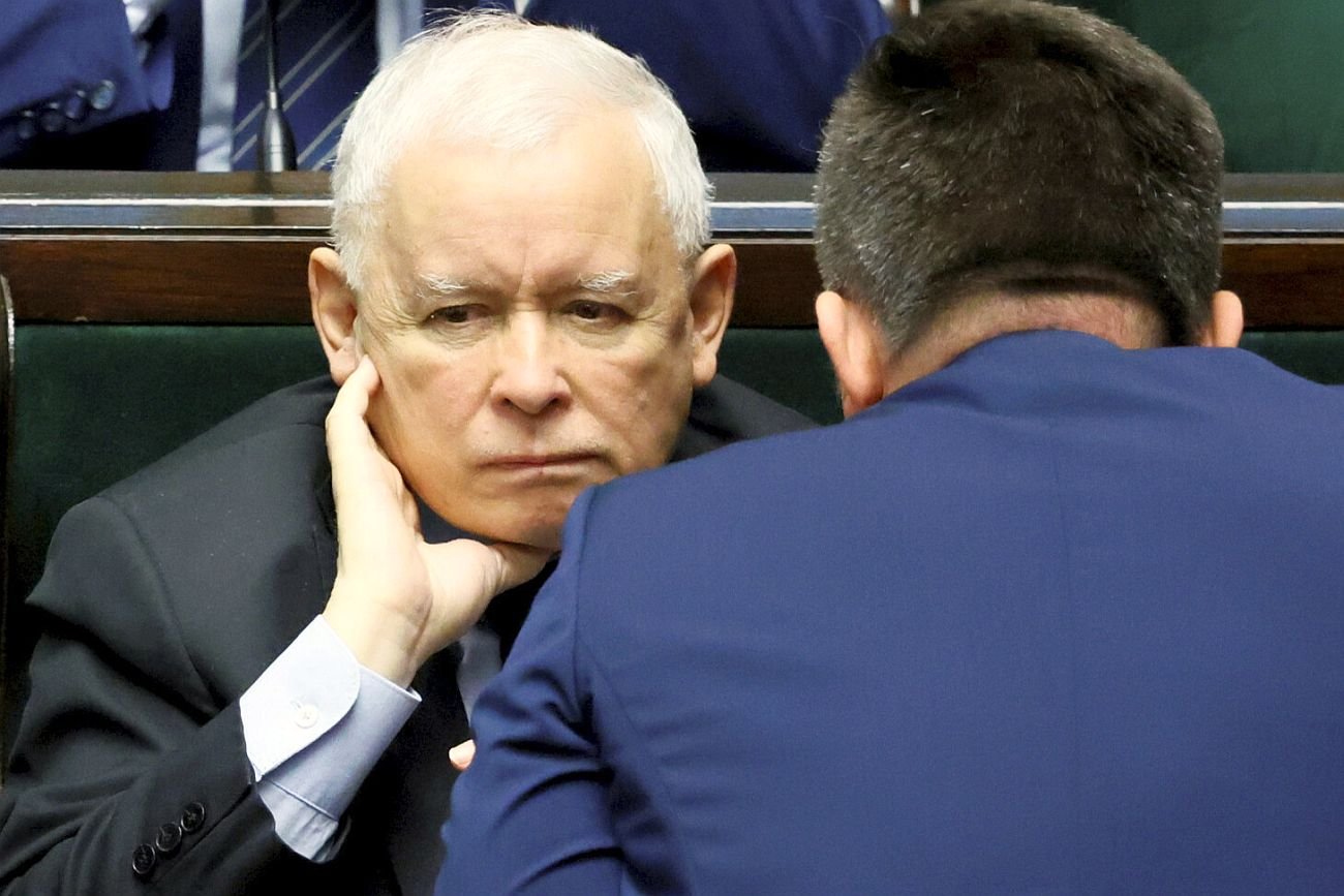 Jarosław Kaczyński w rok odłożył 111 tysięcy złotych.