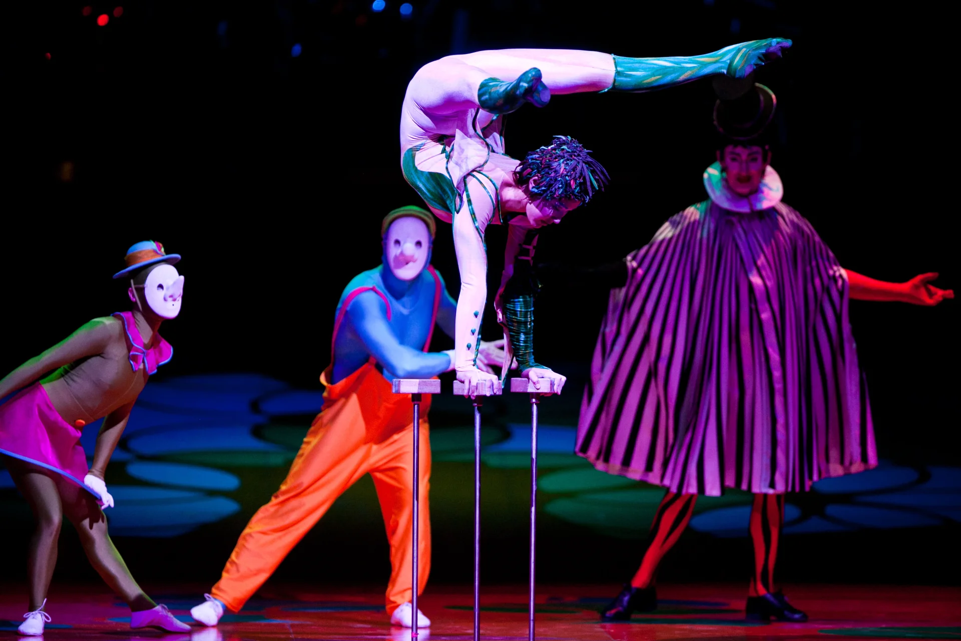 Cirque du Soleil to najpopularniejszy na świecie cyrk z Kanady. Niewiele cyrków może liczyć na tak wielką publiczność.