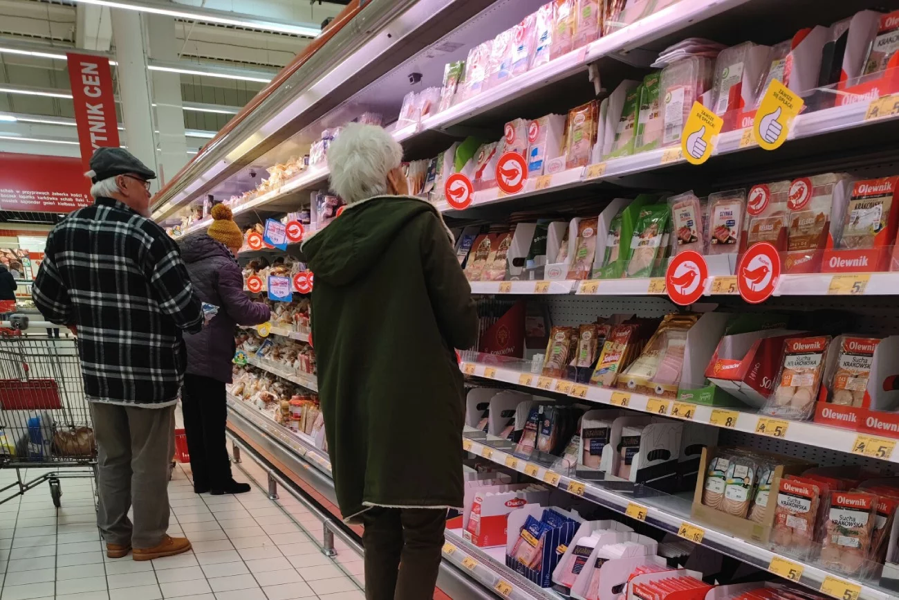 Co z cenami żywności w 2023 roku? Jest nowa prognoza
