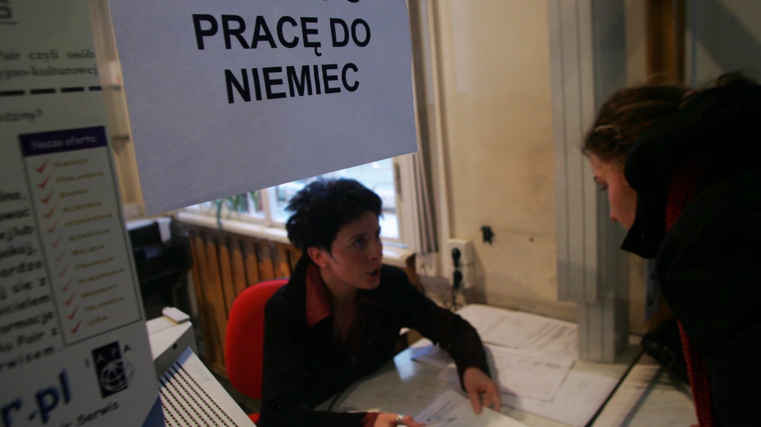 Niemiecki rząd znosi restrykcje odnośnie wjazdu do RFN pracowników sezonowych.