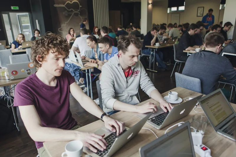 Netguru to jedna z najprężniej rozwijających się firm technologicznych w Europie Środkowej.