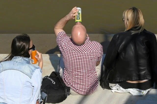 Piwo bez alkoholu jest o połowę mniej kaloryczne od klasycznego