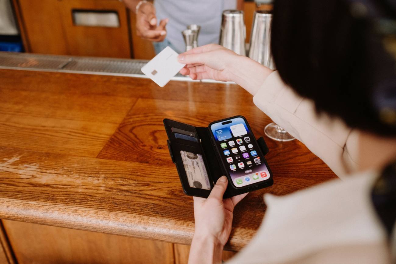 Zamawiać iPhone 15 czy czekać na 16?