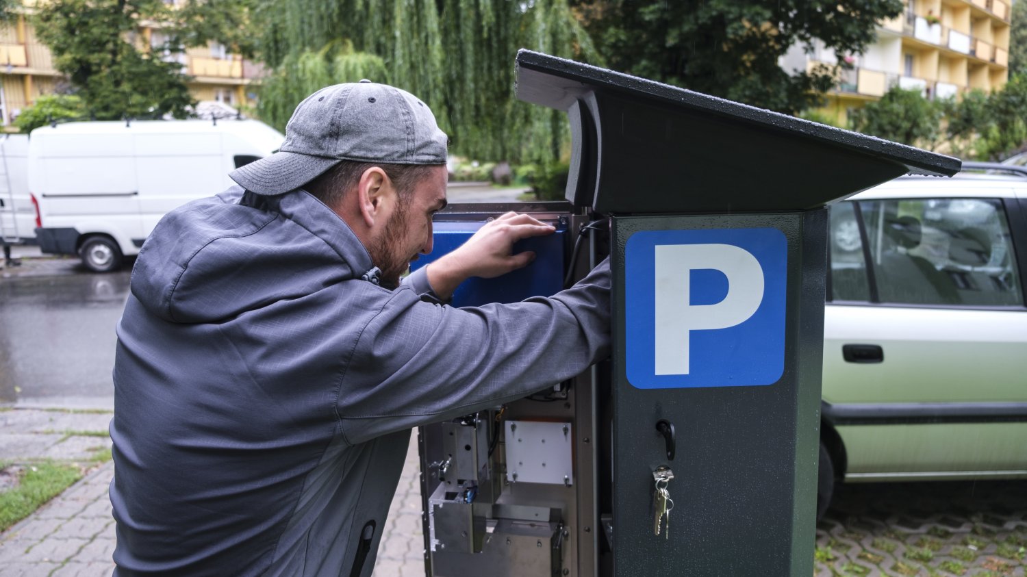 Polskie miasta szukają nowych dochodów, by choć częściowo zasypać ogromną dziurę w swoich budżetach.