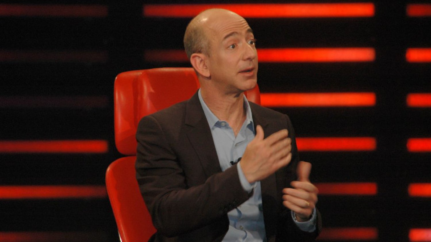 Jeff Bezos zabronił używać w Amazonie PowerPointa do prezentacji pomysłów. Były pracownik ujawnia dlaczego.