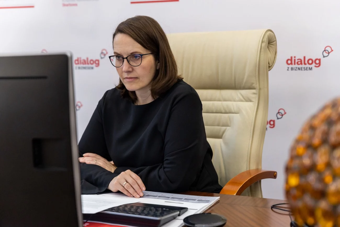 Mąż ministry Magdaleny Rzeczkowskiej – Sebastian Rzeczkowski – zatrudniony w państwowej spółce