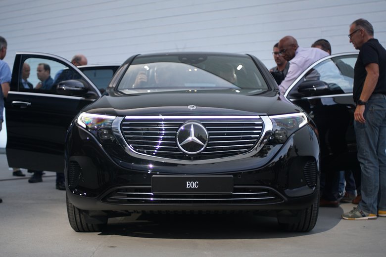 Liczba zarejestrowanych nowych samochodów wzrośnie w IV kw. br. o 40 proc. w stosunku do 2017 r.