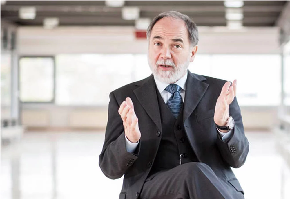 dr Joseph Reger - główny Dyrektor ds. technologii Fujitsu