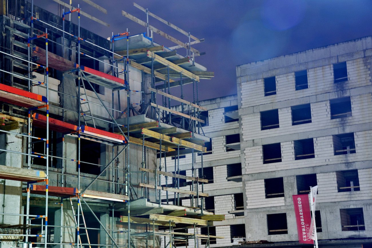 Jak zmieni się rata kredytu przy kolejnej podwyżce stóp procentowych?