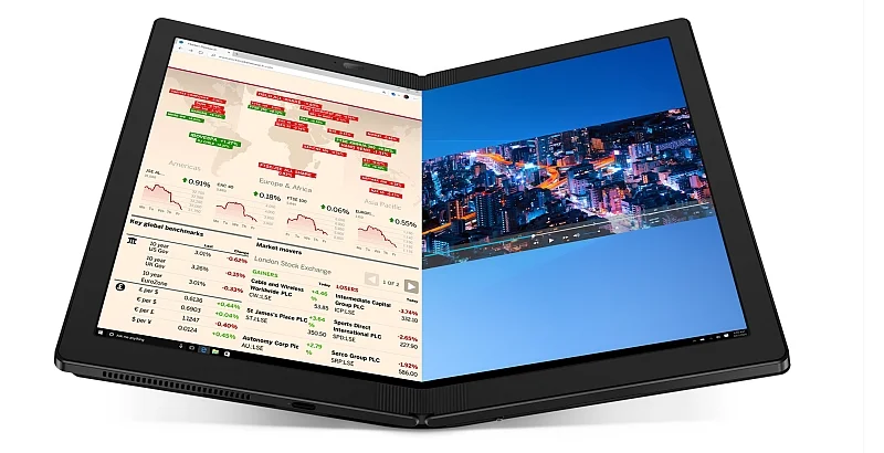 ThinkPad X1 Fold umożliwia korzystanie z podzielonego ekranu. Można go złożyć jak... książkę z dwoma sąsiadującymi ekranami.