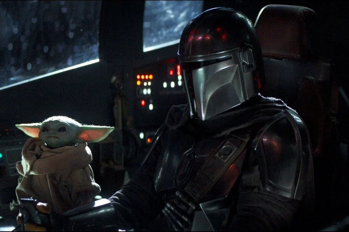 Ostatnie filmy z serii Star Wars nie zarabiają wprawdzie tak wielkich pieniędzy jak hity Marvela, ale za to serial Mandalorian przyczynił się do wzrostu popularności platformy Disney+.