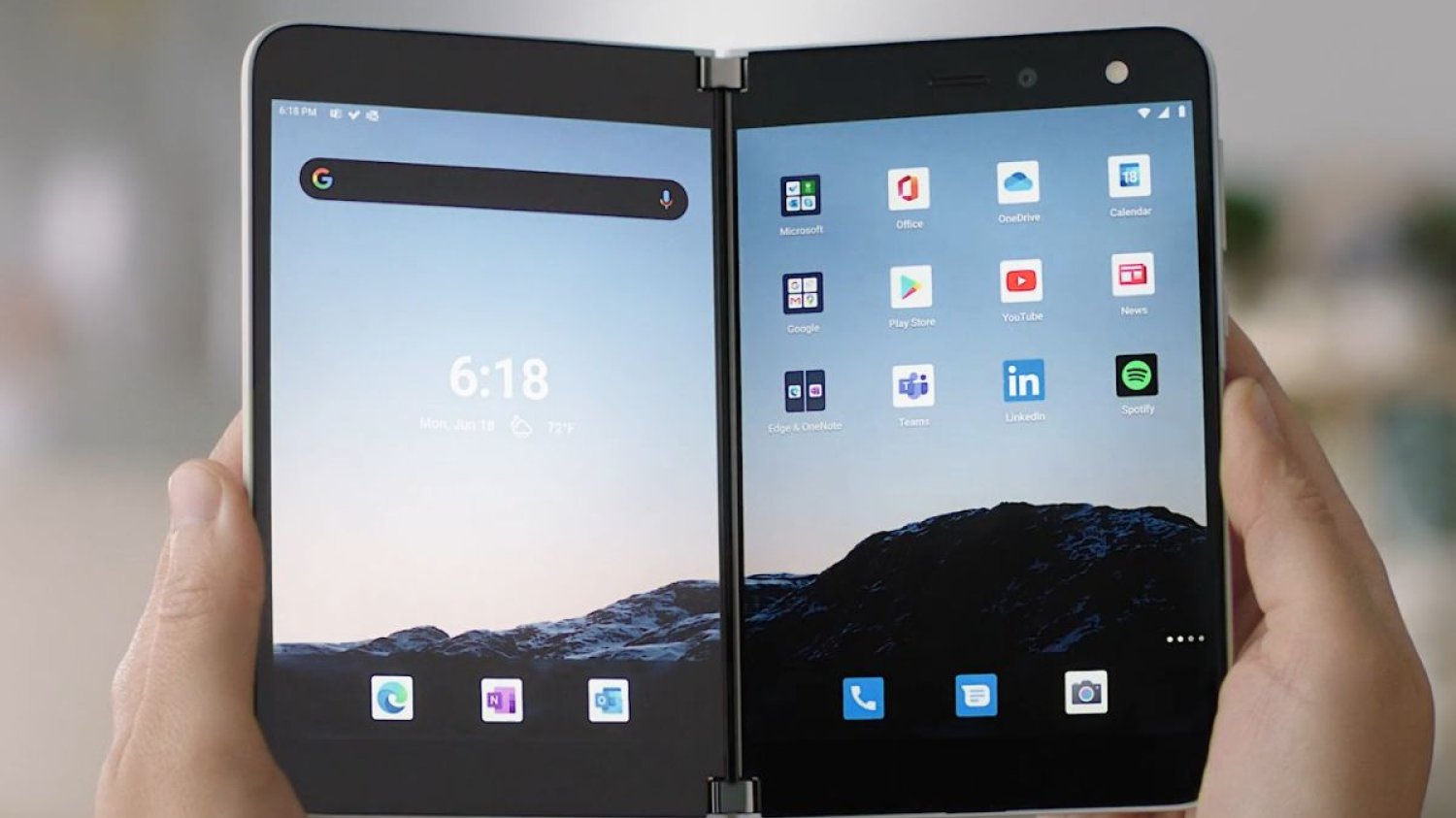Surface Duo wygląda fenomenalnie. Microsoft wstrzelił się w trend nowych smartfonów