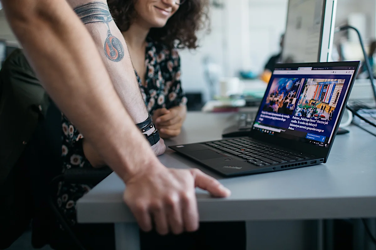 Recenzja ultrabooka ThinkPad X1 Carbon szóstej generacji