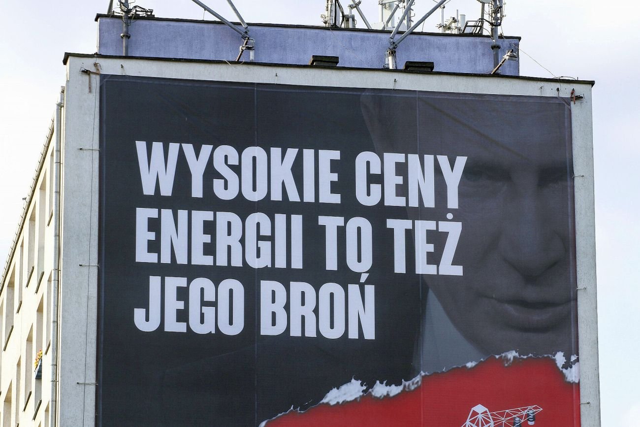 Billboardy z Putinem dosłownie zalewają Polskę. Kosztują nas krocie i nie wiadomo jaki efekt mają przynieść
