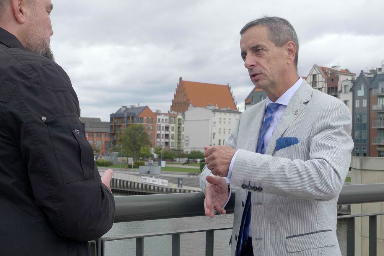 Senator Wcisła przekonuje, że brak połączenia przekopu Mierzei z Elblągiem to plan rządu na przejęcie portu w tym mieście