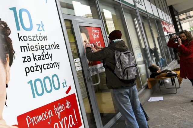 Banki i pożyczkodawcy będą musieli pokazywać wszystkie koszty kredytu.