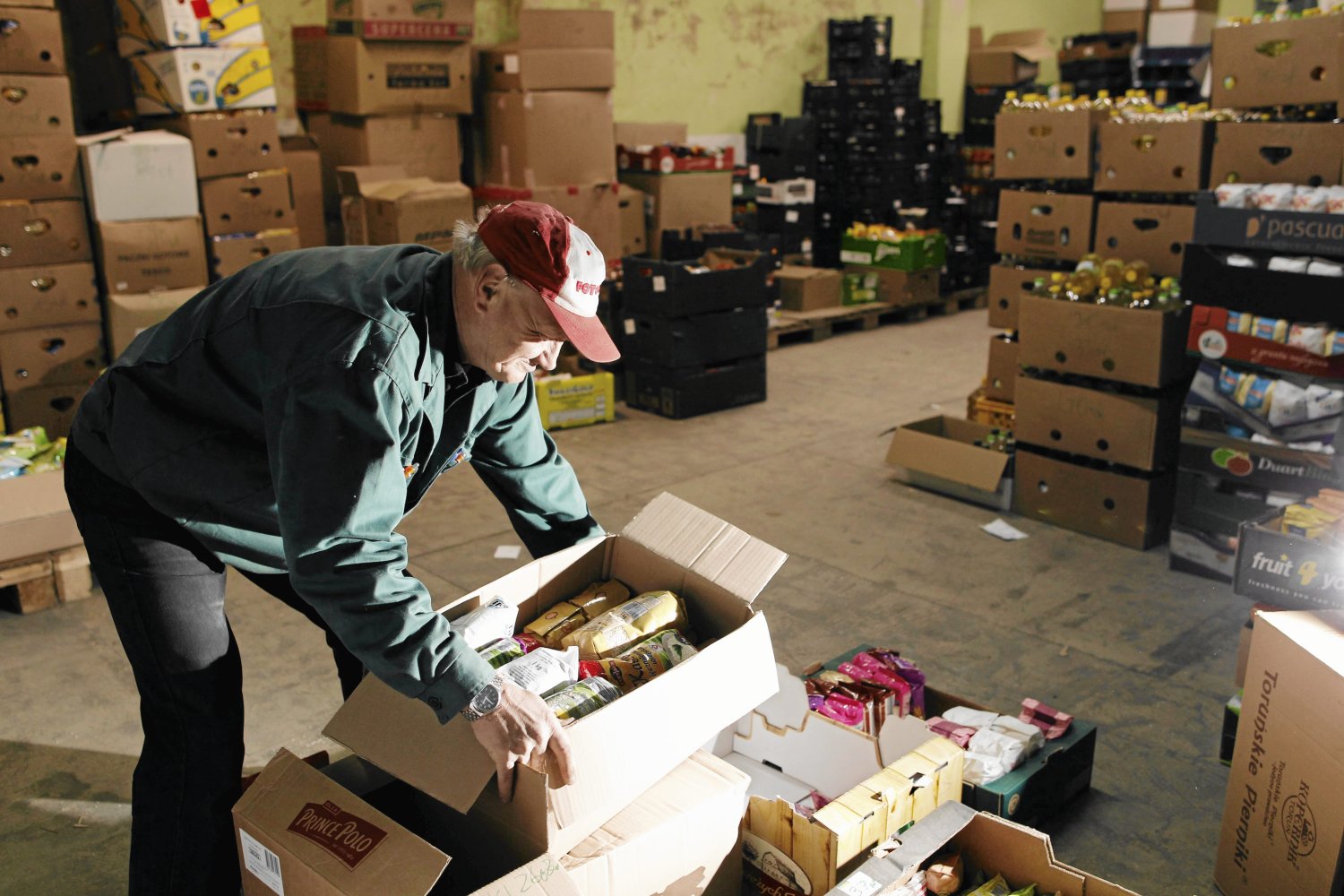 Magazynier zarobi w Niemczech zarabia w ciągu godziny 39,23 zł brutto