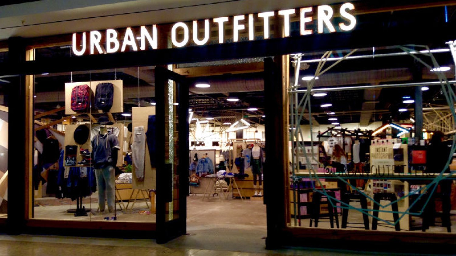 Marka Urban Outfitters istnieje już 45 lat.
