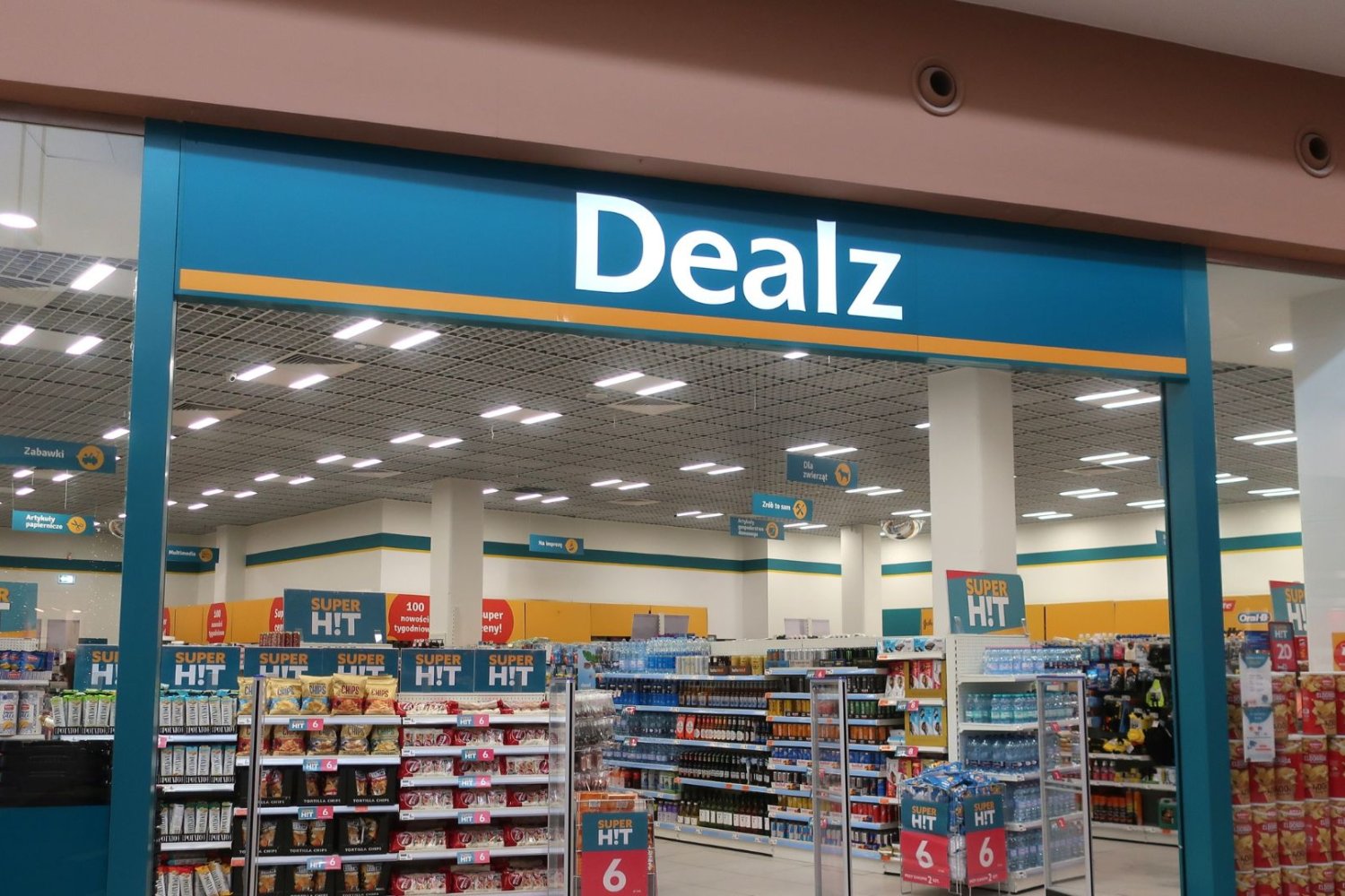 Pepco oddaje Dealz. Transakcja za 1 zł i miliony funtów w tle Sklep Dealz.