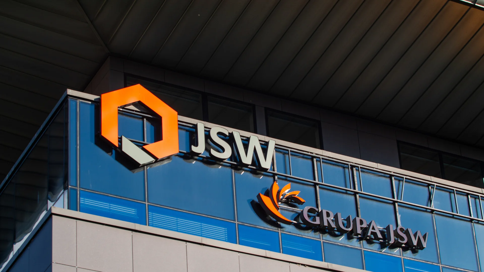 Kurs akcji JSW rośnie. Gigantowi z Polski pomaga wojna na Ukrainie budynek jsw