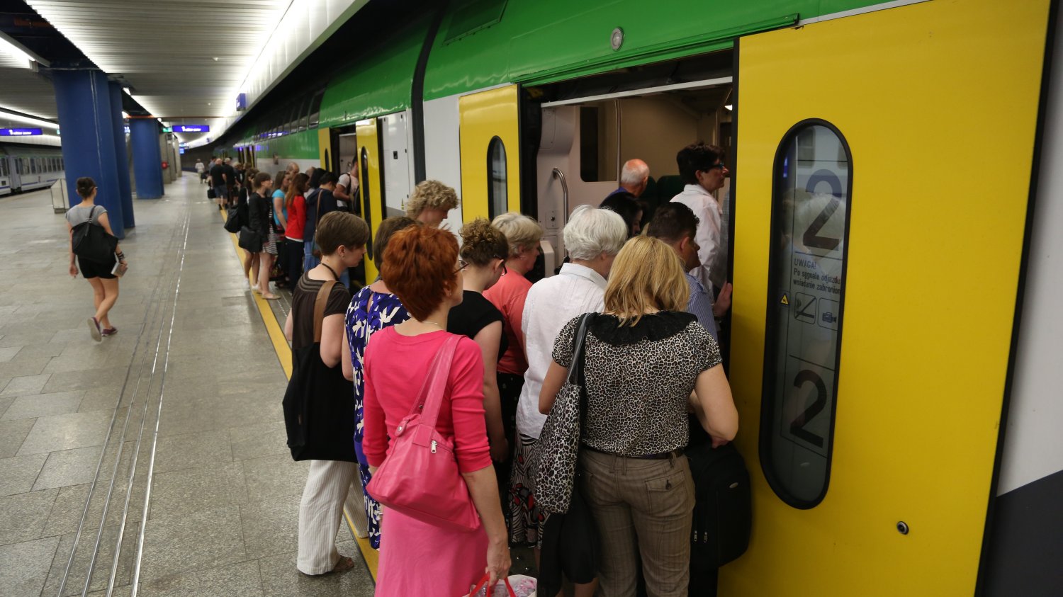 Podwyżka za prąd dla Kolei Mazowieckich przełoży się na wzrost w cenie biletów kolejowych.