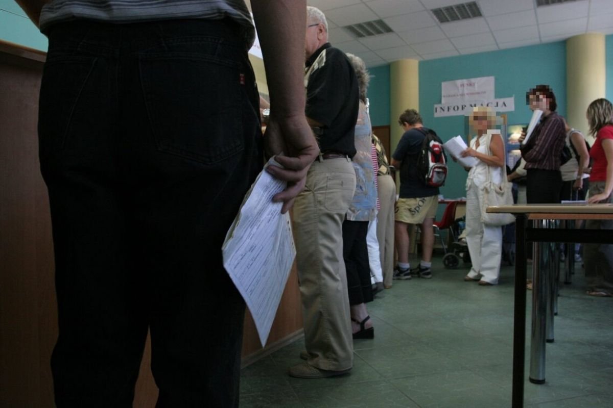 Liczba aktywnych działalności w CEIDG wzrosła do stanu z początku roku. Ale eksperci ostrzegają przed nadmiernym optymizmem.