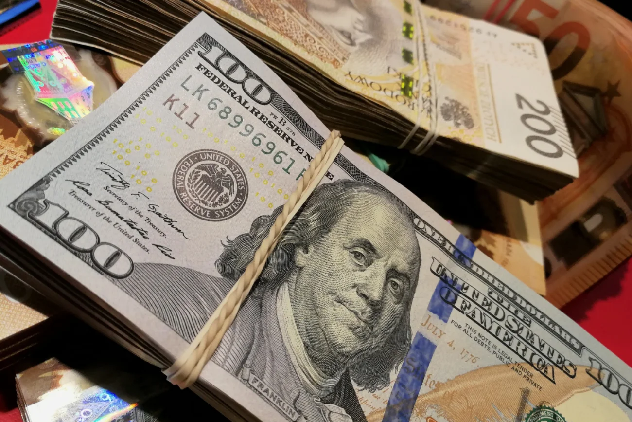 Dolary, złoty.