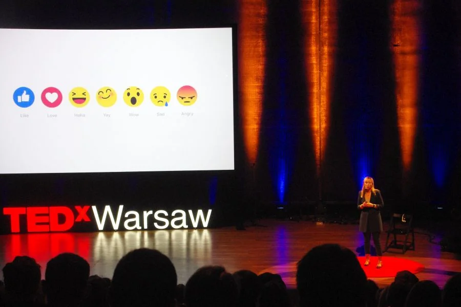 Dr Aleksandra Przegalińska, mówczyni TEDxWarsaw 2016