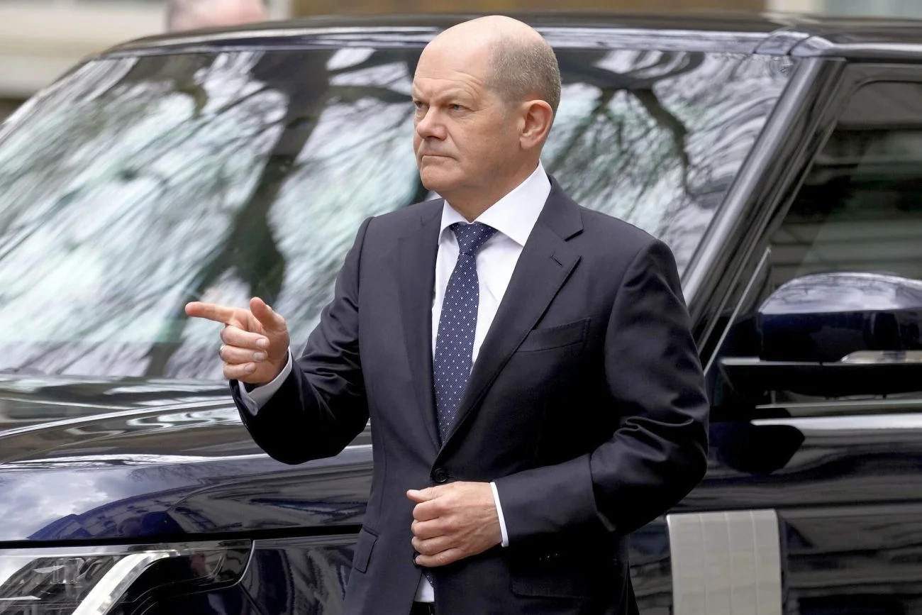 Niemcy obniżają podatki na paliwa - litr benzyny kosztuje u nich już prawie 10 złotych