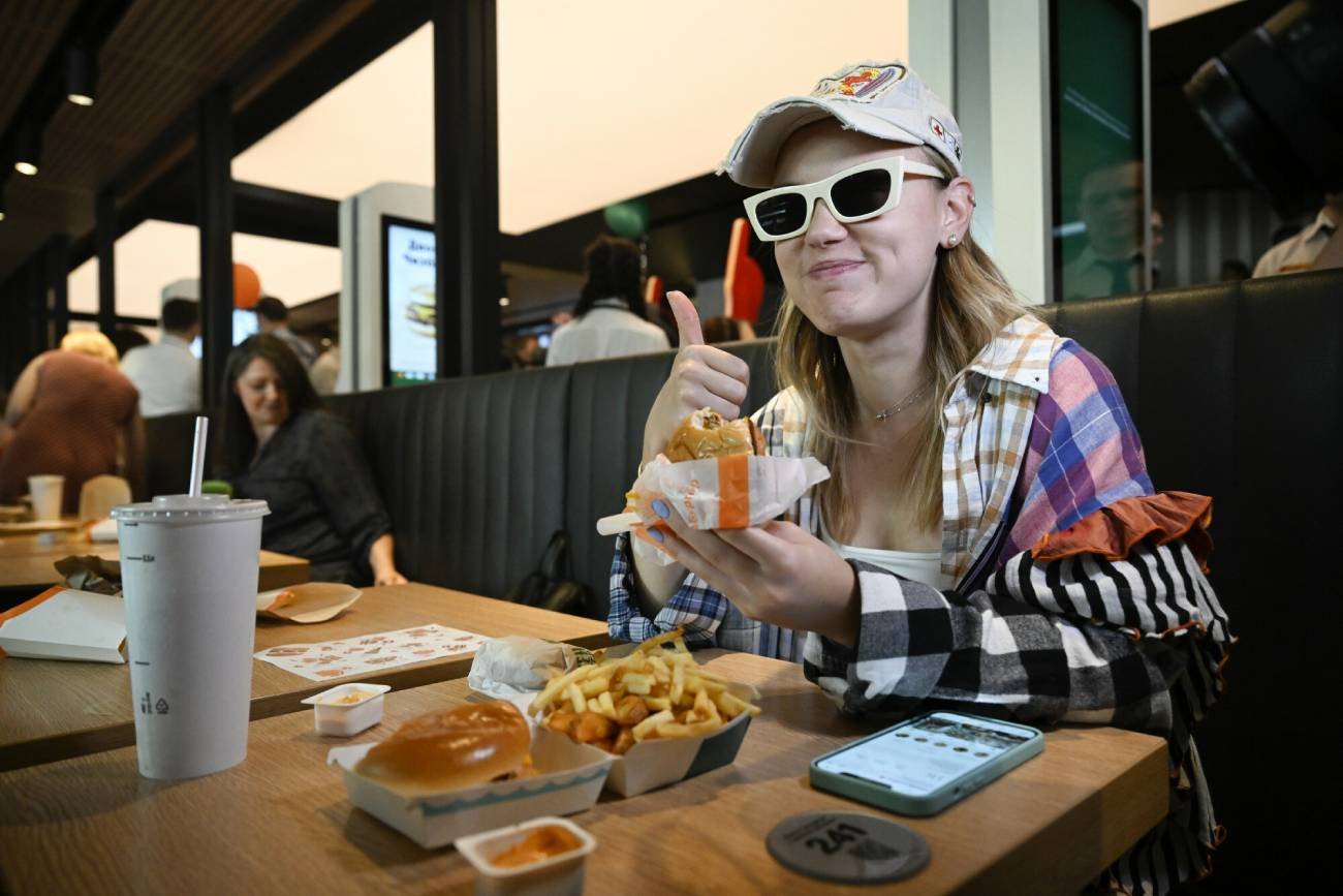 "Smacznie - i kropka" oferuje zestawy bardzo podobne do McDonald's