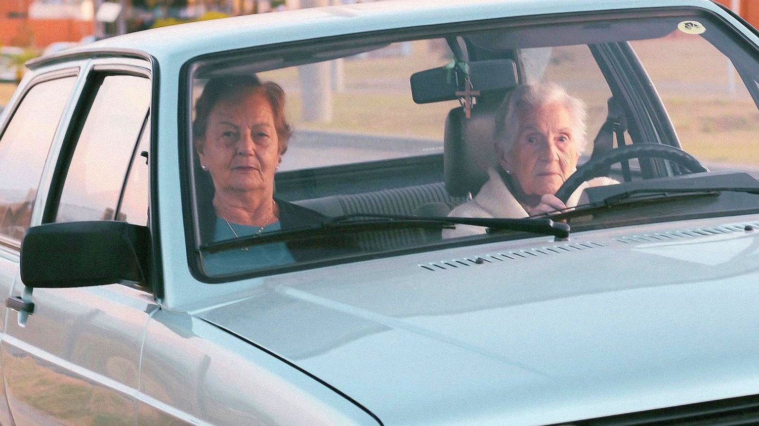 seniorki w samochodzie