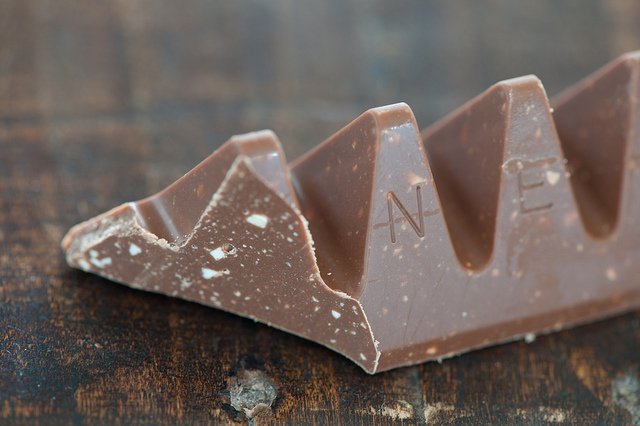 Czekolada Toblerone, po dwóch latach zmienionej wersji, znów będzie wyglądać jak dawniej