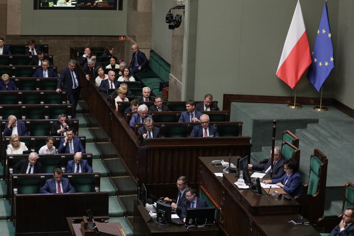 Rząd nie chce podać dokładnych danych jak wygląda sytuacja gospodarcza Polski.