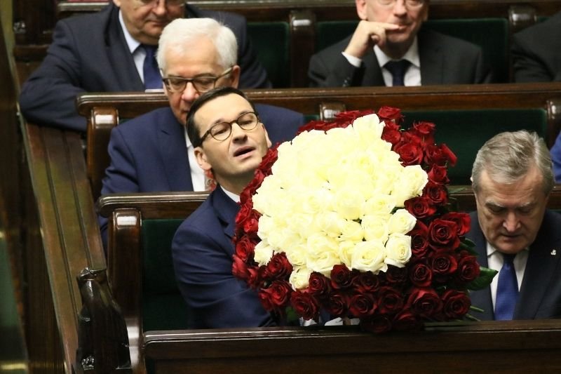 Za prezenty od rządu każdy z nas zapłacił w tym roku średnio niemal 7 tys. zł.