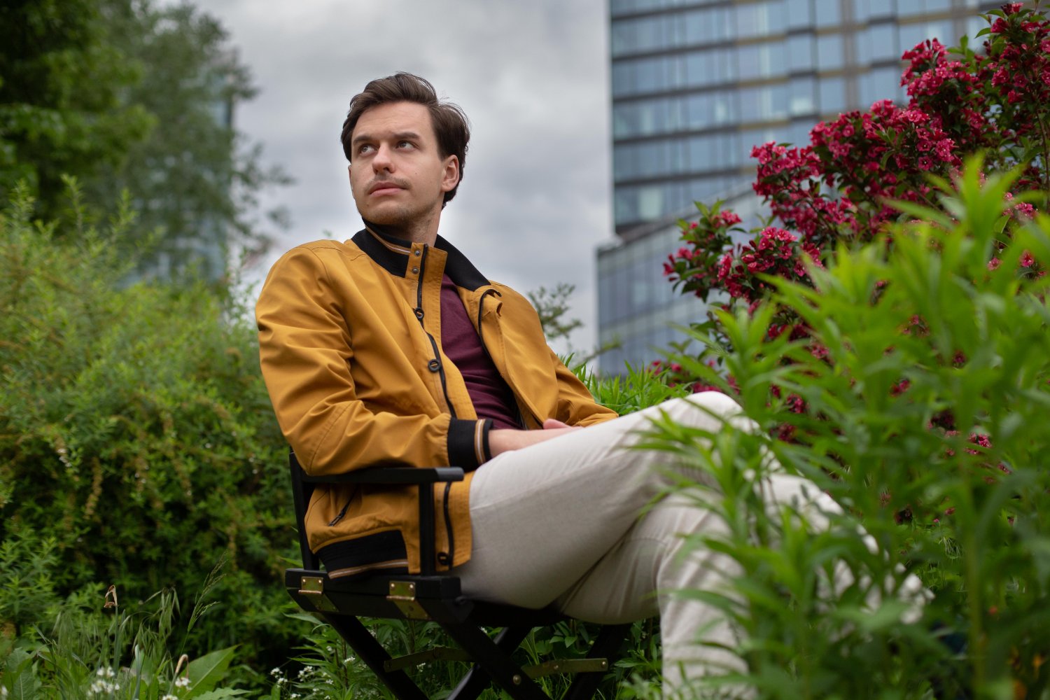 Potem-o-tem to niezależny teatr działający w Warszawie. Jednym z jego założycieli jest reżyser Marcin Zbyszyński.